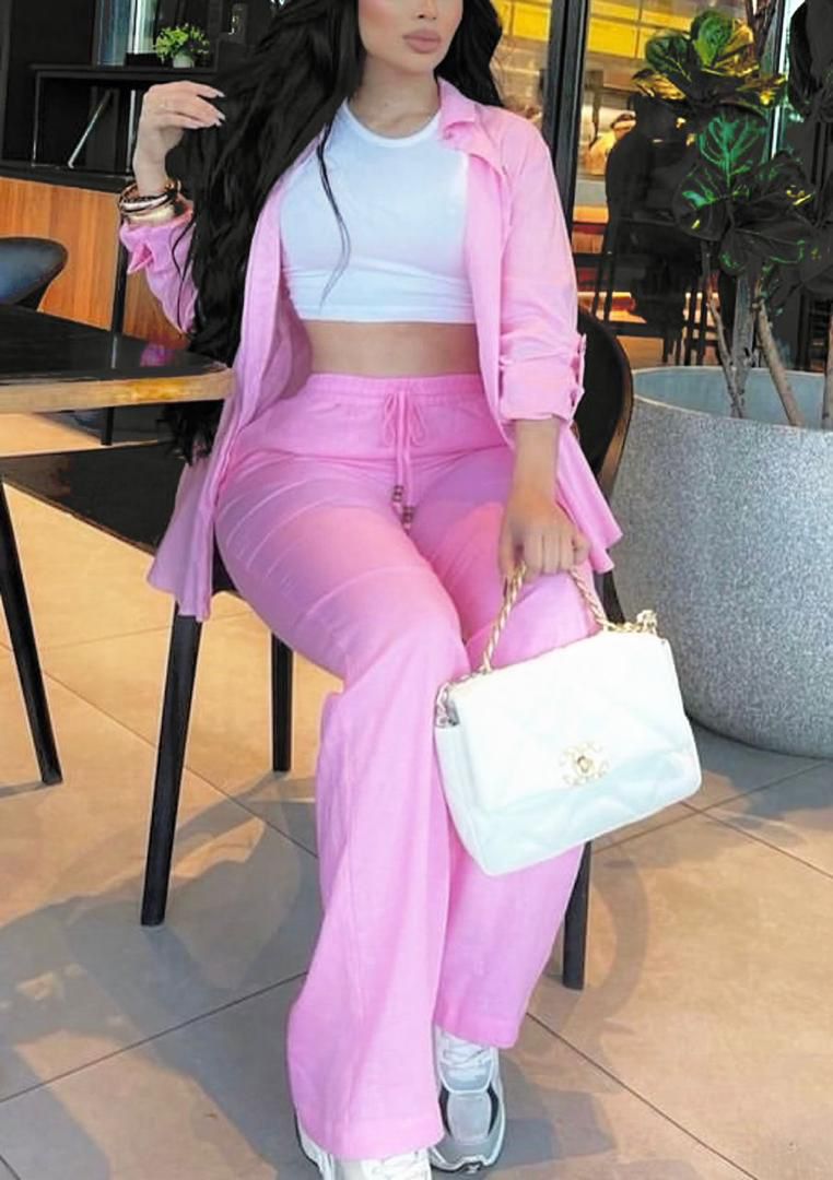 •	Nike noir .Robe femme wax rouge